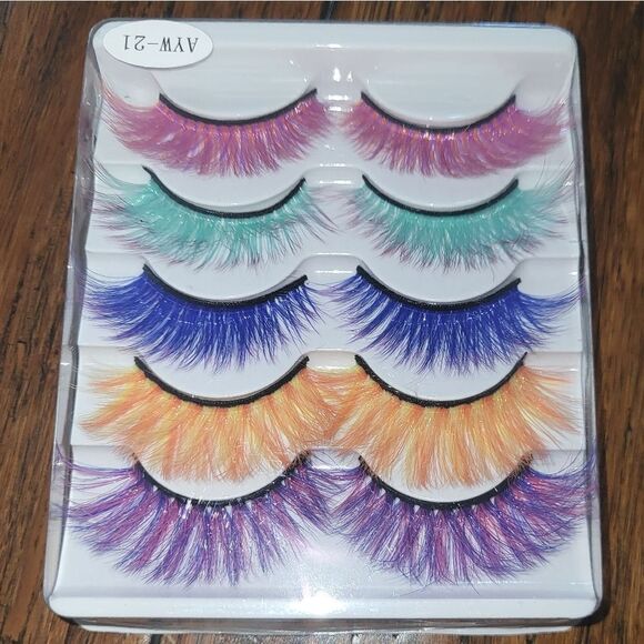NWOT Set of 5 Colorful Lashes - Picture 2 of 2